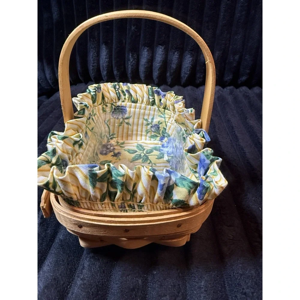 LONGABERGER 1996 AMERICAN CANCER SOCIETY BASKET WITH PROTECTOR AND FABRIC LINER